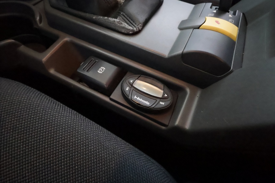 Land Rover Discovery vaihtoauto