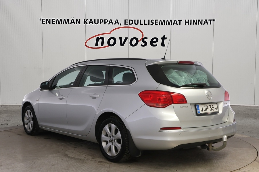Opel Astra vaihtoauto