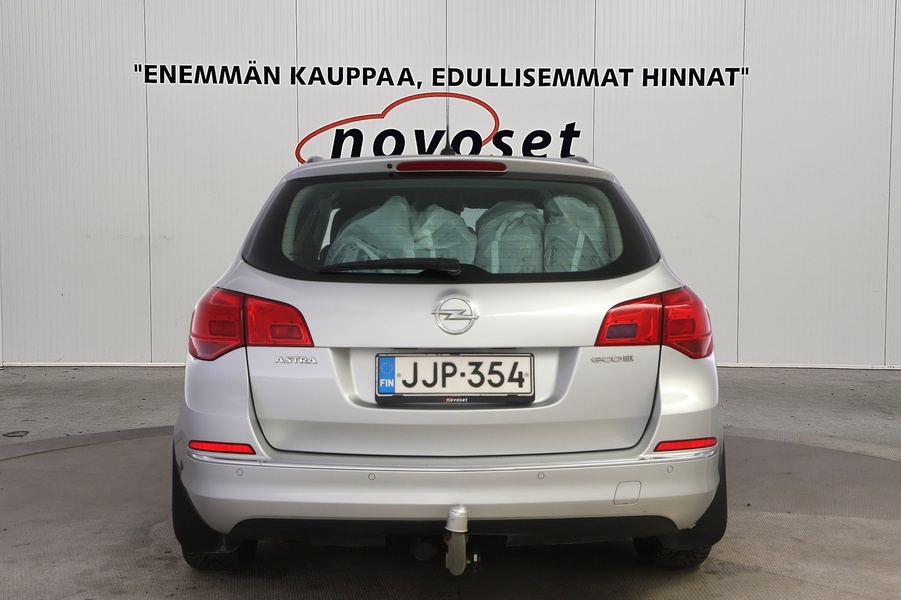 Opel Astra vaihtoauto