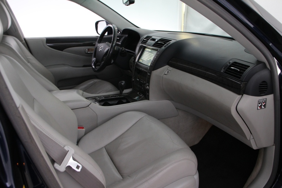 Lexus LS vaihtoauto