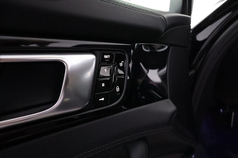 Porsche Panamera vaihtoauto