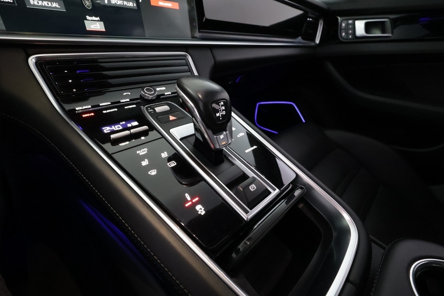 Porsche Panamera vaihtoauto