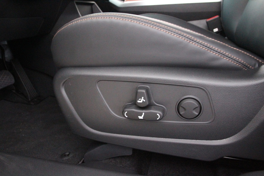 KGM Torres EVX vaihtoauto