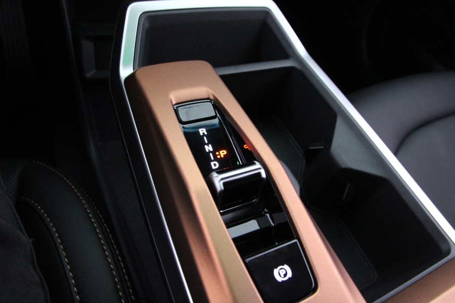 KGM Torres EVX vaihtoauto