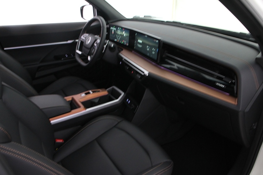 KGM Torres EVX vaihtoauto