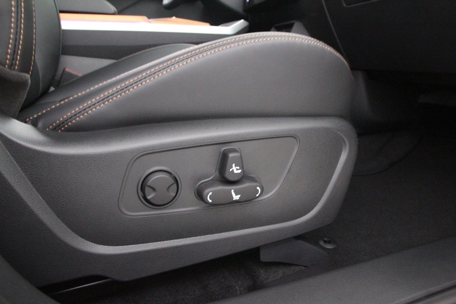 KGM Torres EVX vaihtoauto