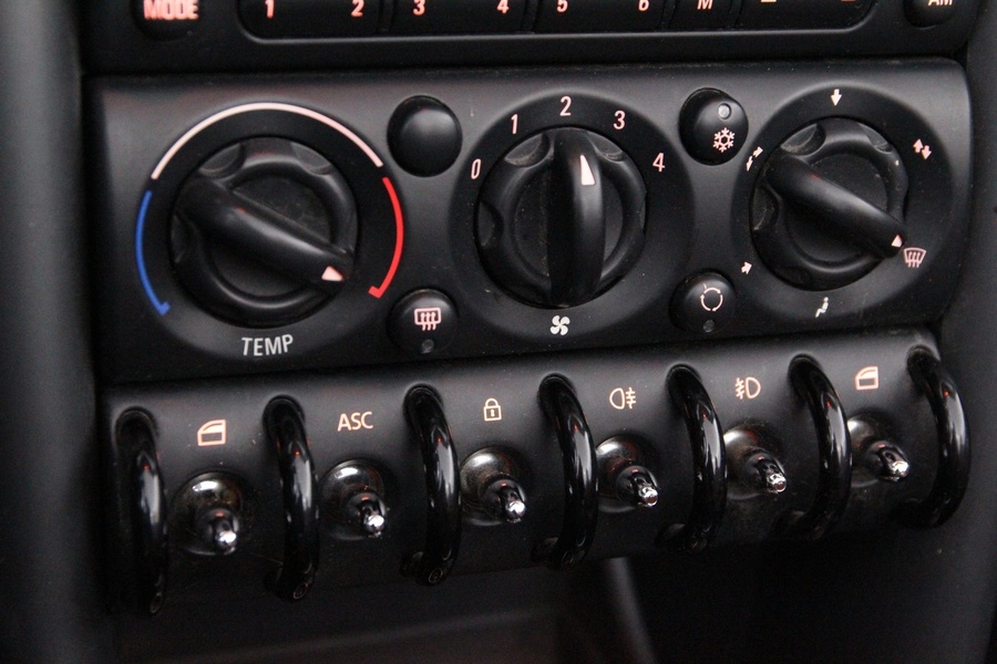 Mini Cooper vaihtoauto