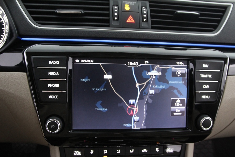 Skoda Superb vaihtoauto