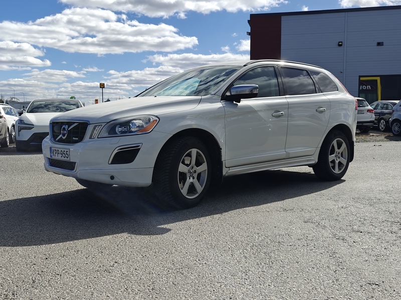 Volvo XC60 vaihtoauto