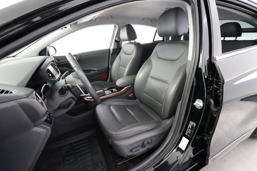 Hyundai IONIQ electric vaihtoauto