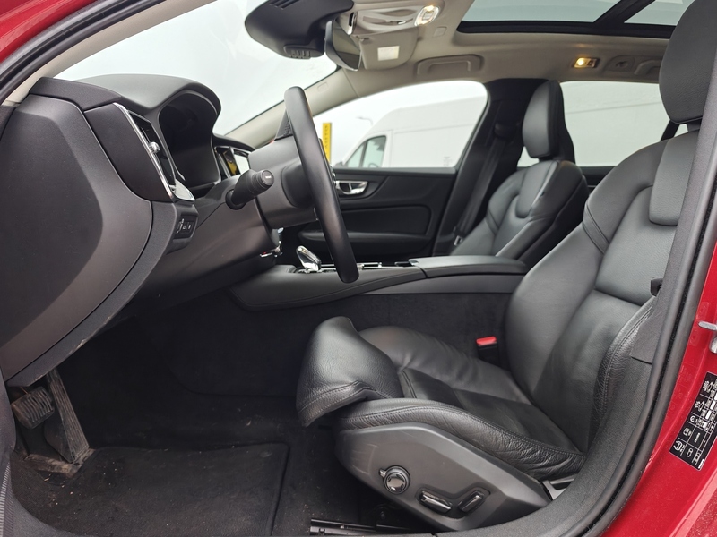 Volvo V60 vaihtoauto