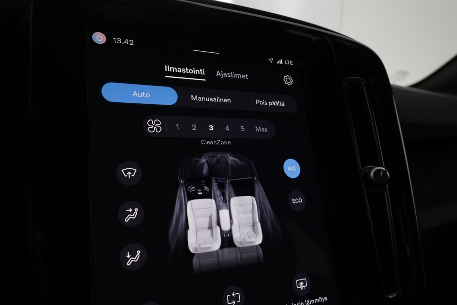 Volvo C40 vaihtoauto