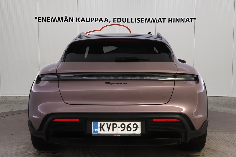 Porsche Taycan vaihtoauto