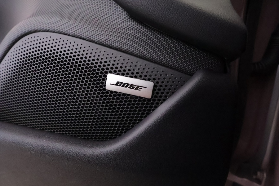 Porsche Taycan vaihtoauto