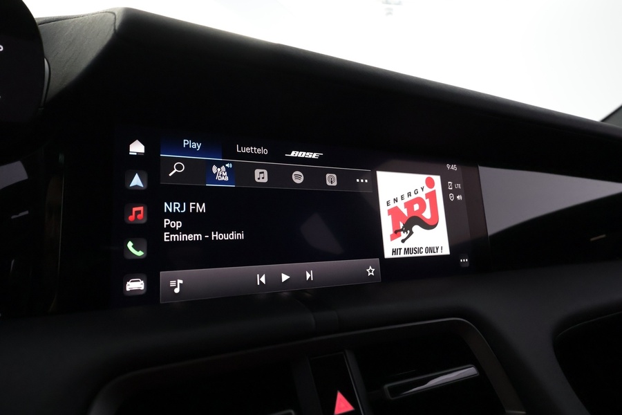 Porsche Taycan vaihtoauto