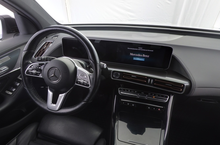 Mercedes-Benz EQC vaihtoauto