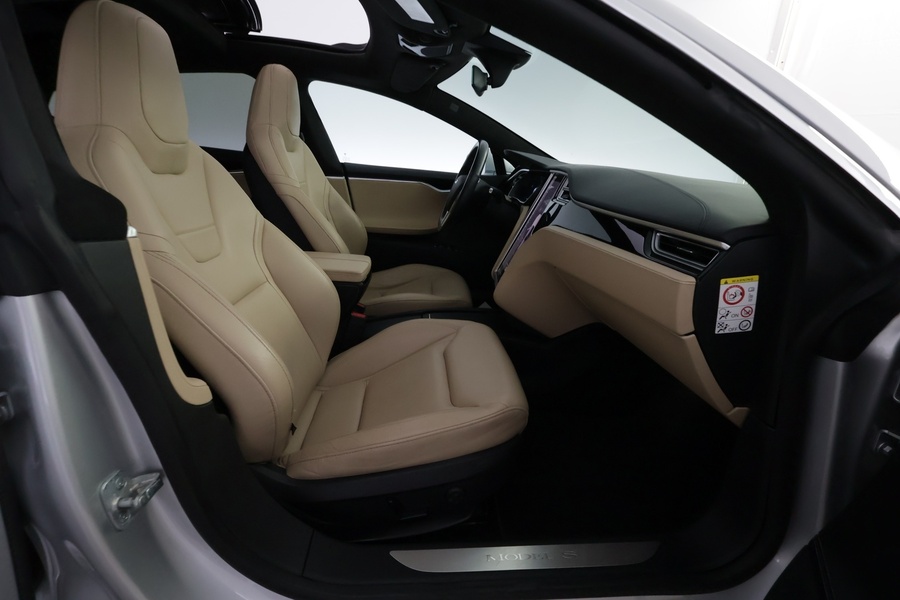 Tesla Model S vaihtoauto