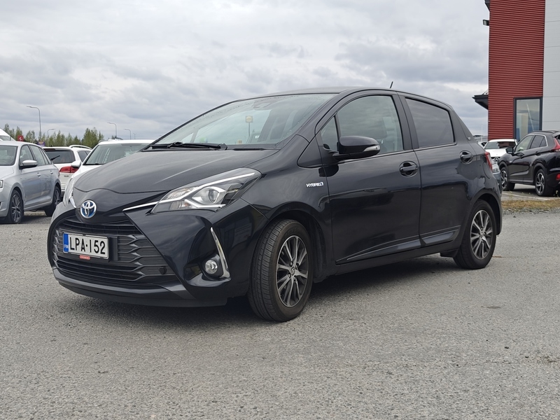 Toyota Yaris vaihtoauto