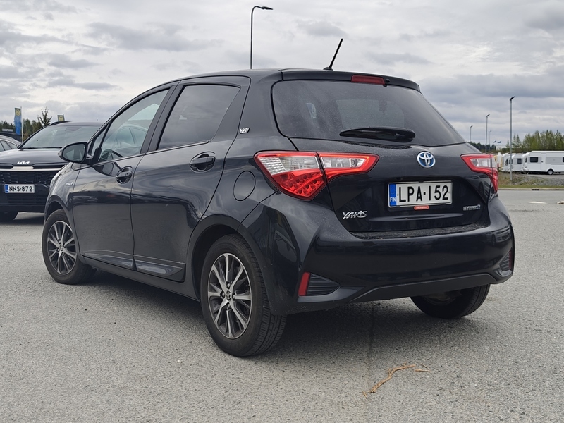 Toyota Yaris vaihtoauto