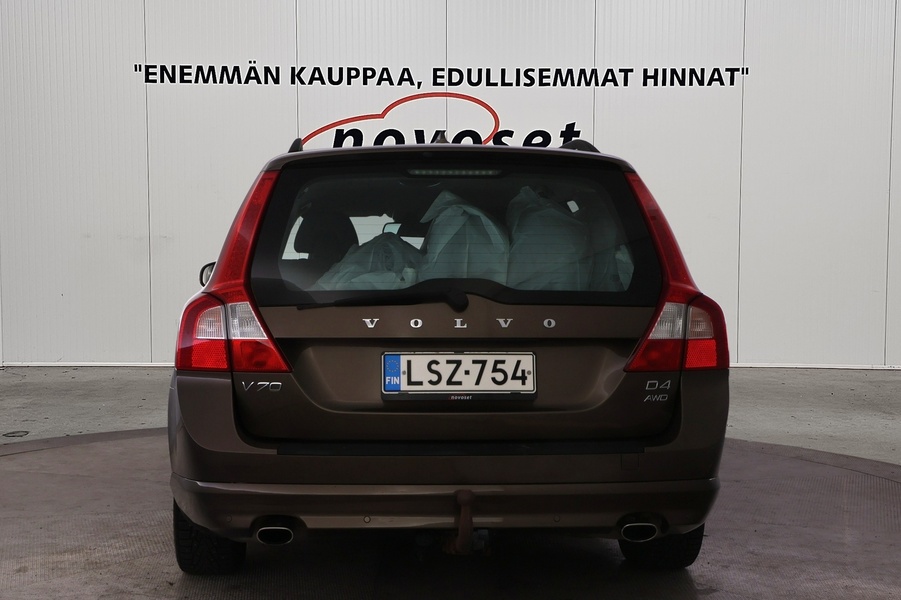 Volvo V70 vaihtoauto