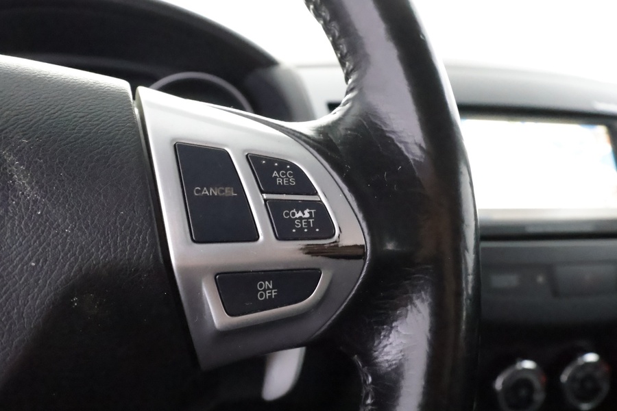 Mitsubishi Outlander vaihtoauto