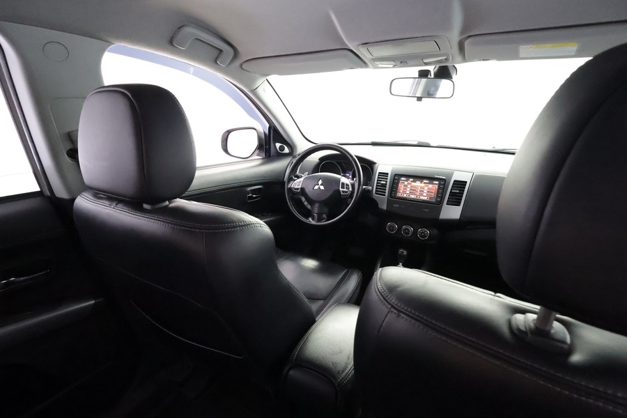 Mitsubishi Outlander vaihtoauto