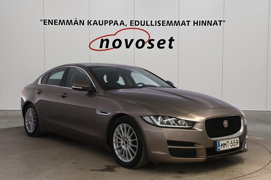 Jaguar XE vaihtoauto