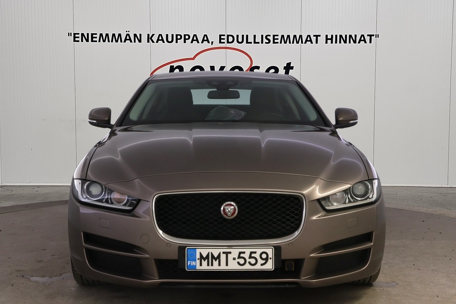 Jaguar XE vaihtoauto