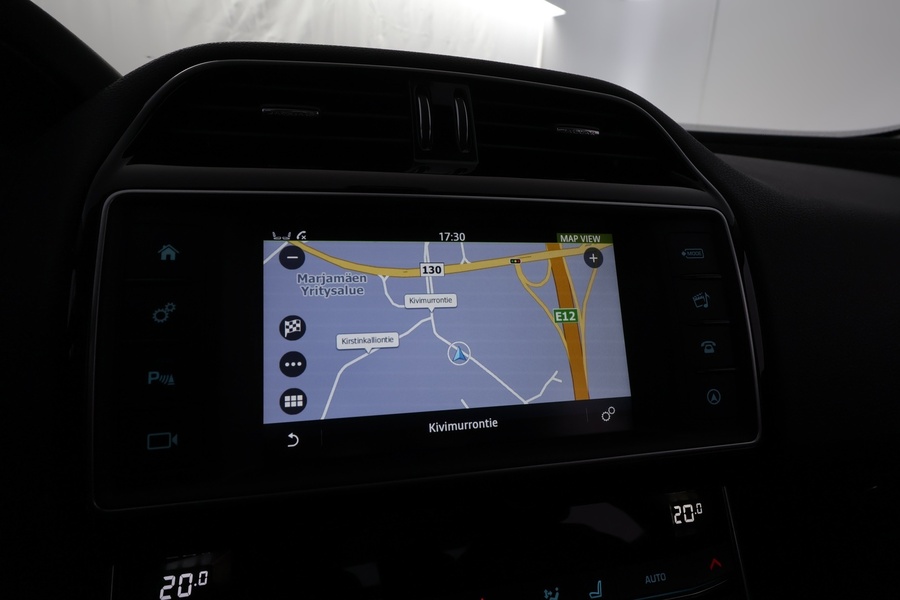 Jaguar XE vaihtoauto