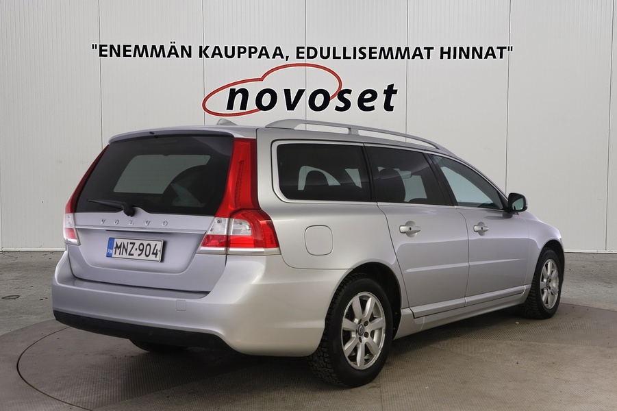 Volvo V70 vaihtoauto