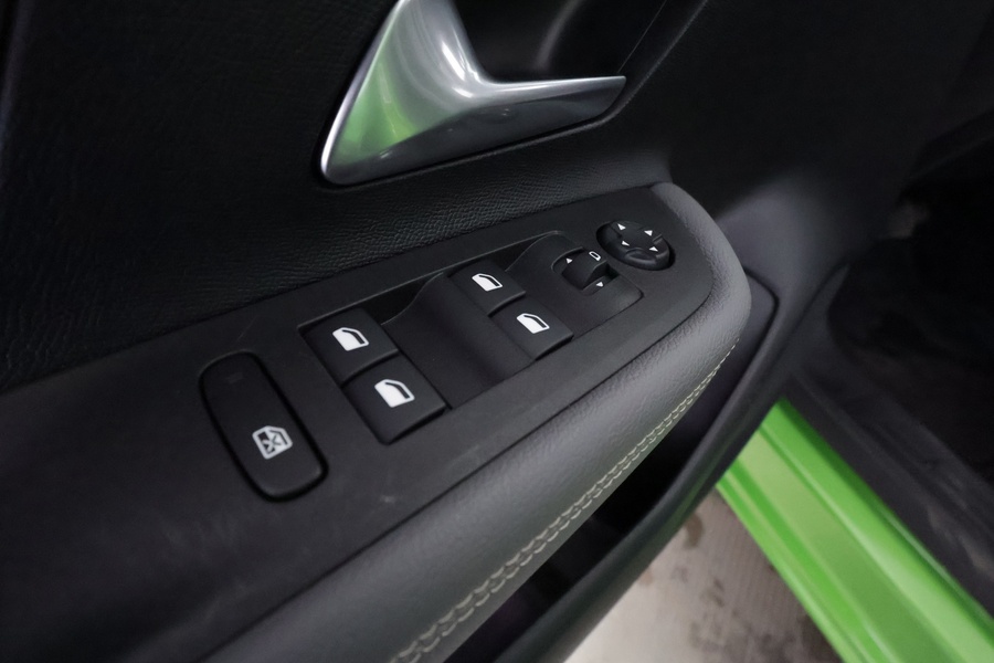 Opel Mokka-e vaihtoauto