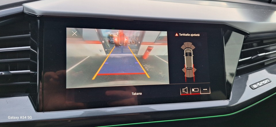 Audi Q4 e-tron vaihtoauto