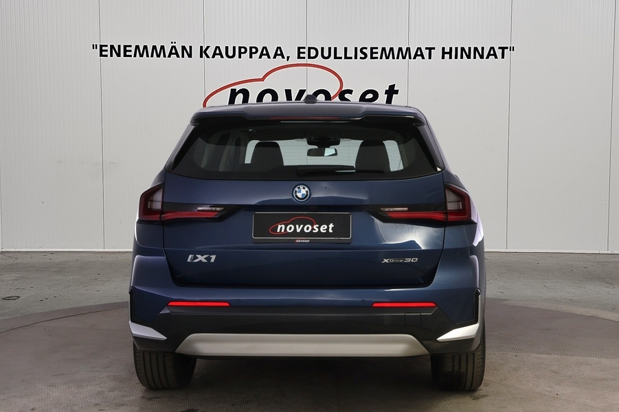 BMW iX1 vaihtoauto