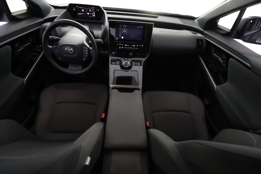 Toyota bZ4X vaihtoauto