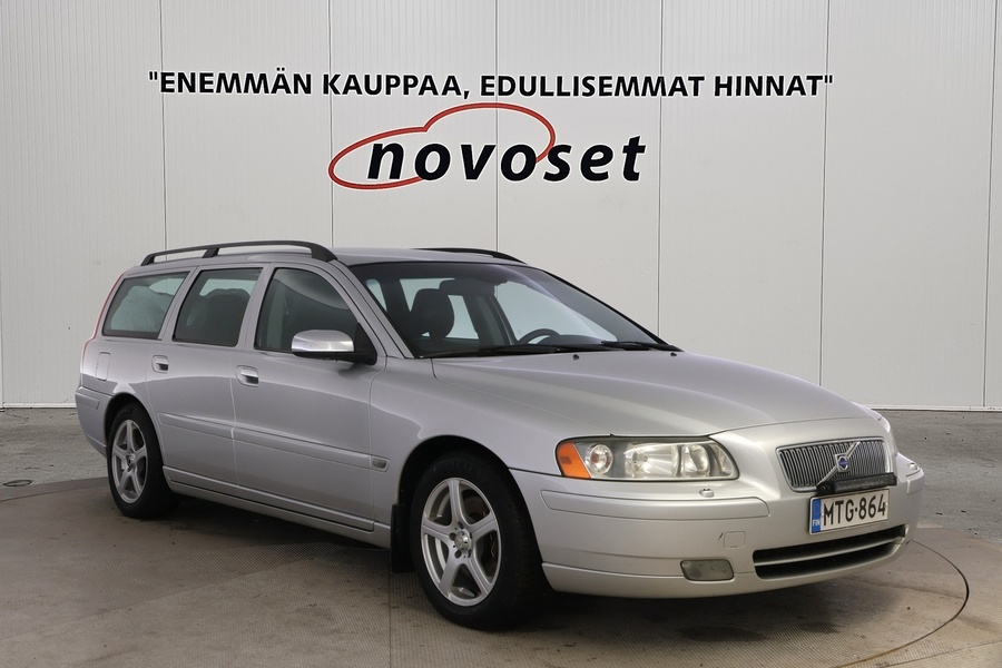 Volvo V70 vaihtoauto
