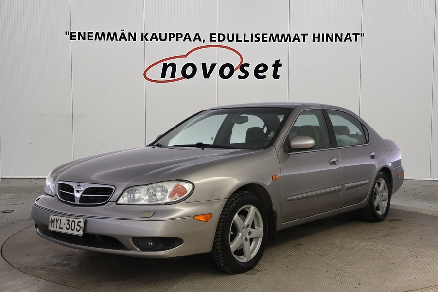 Nissan Maxima vaihtoauto