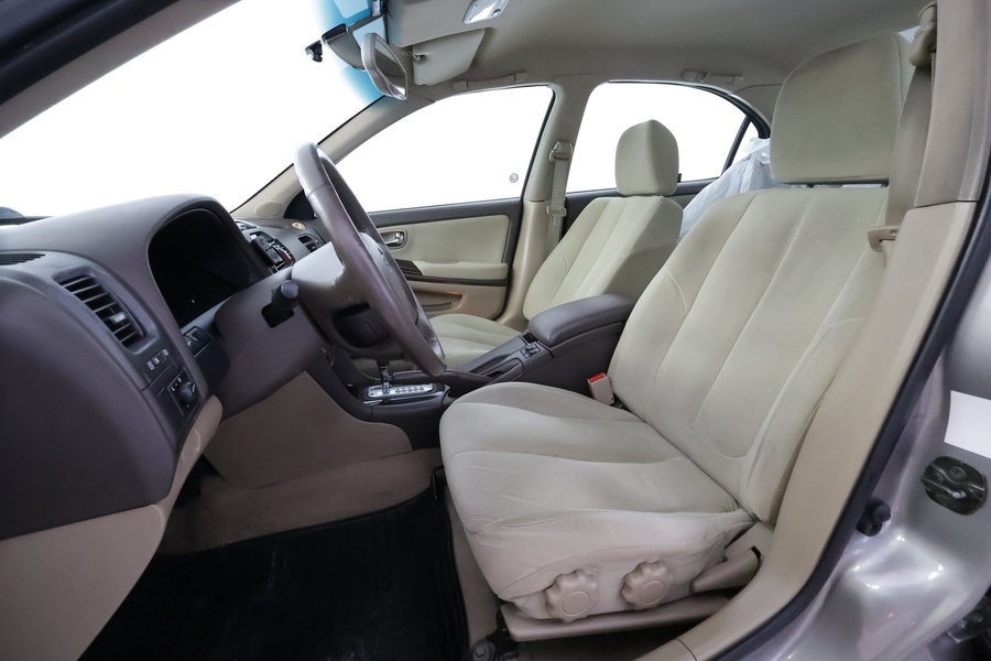 Nissan Maxima vaihtoauto