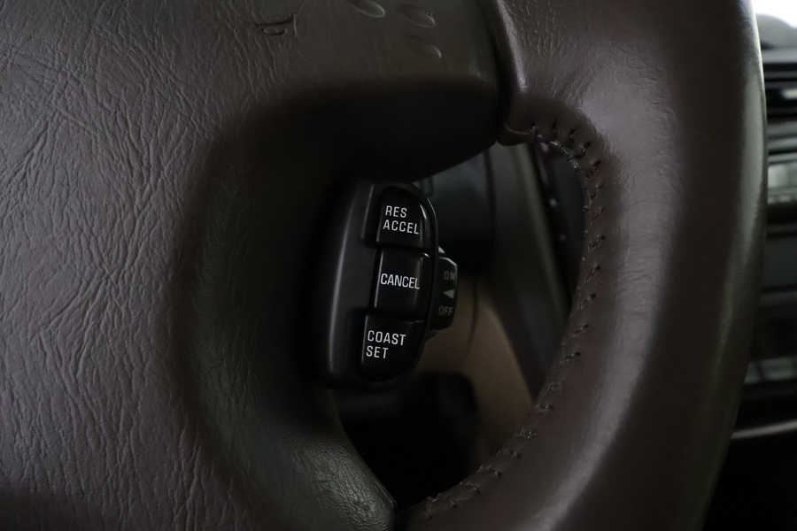 Nissan Maxima vaihtoauto