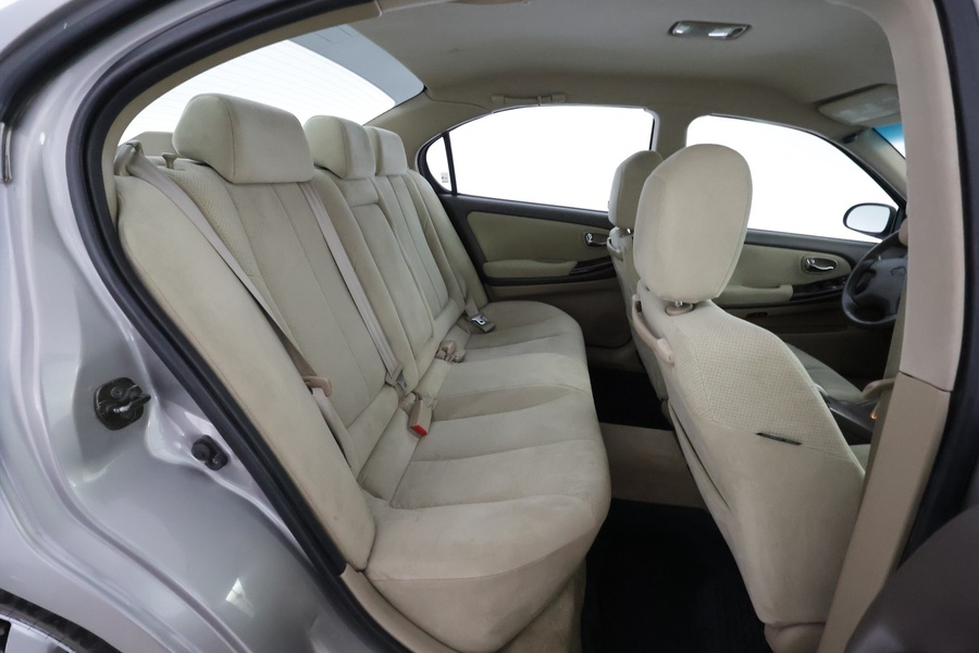 Nissan Maxima vaihtoauto