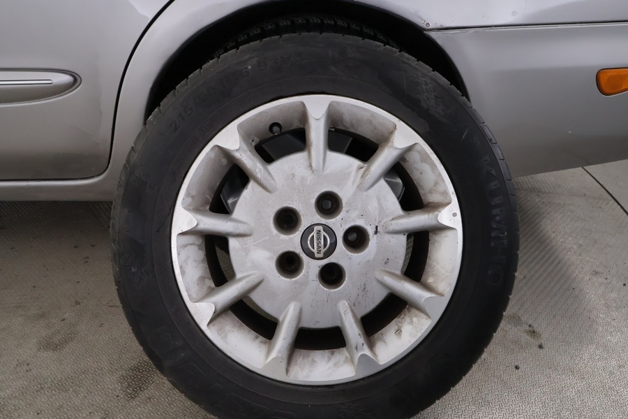 Nissan Maxima vaihtoauto