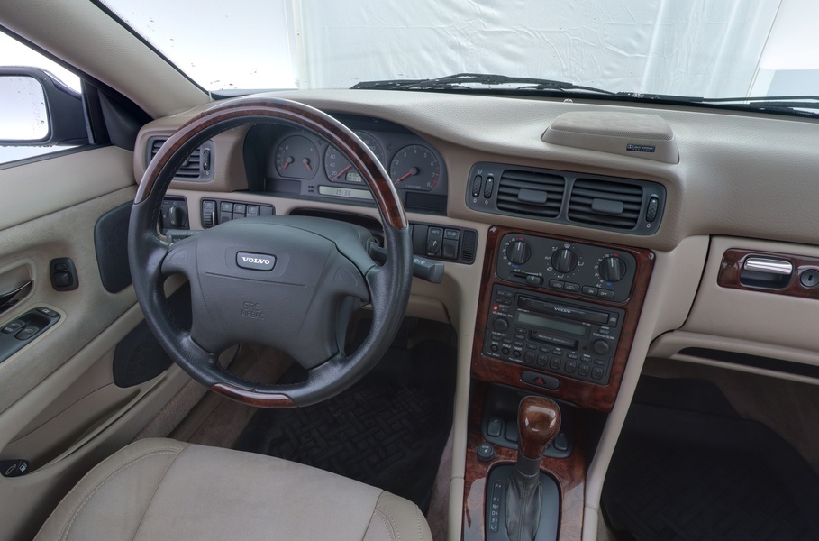 Volvo C70 vaihtoauto