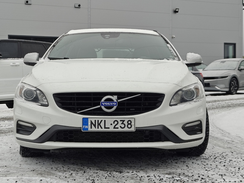 Volvo V60 vaihtoauto