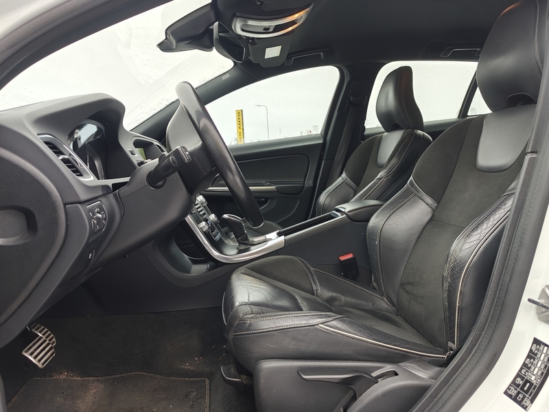 Volvo V60 vaihtoauto