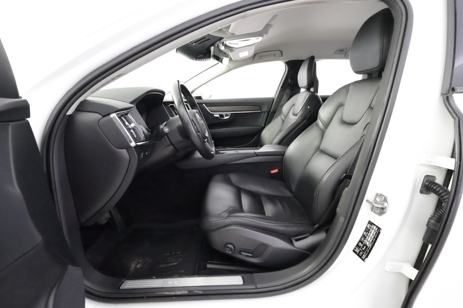 Volvo V90 Cross Country vaihtoauto