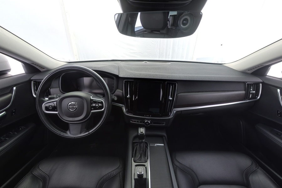 Volvo V90 Cross Country vaihtoauto