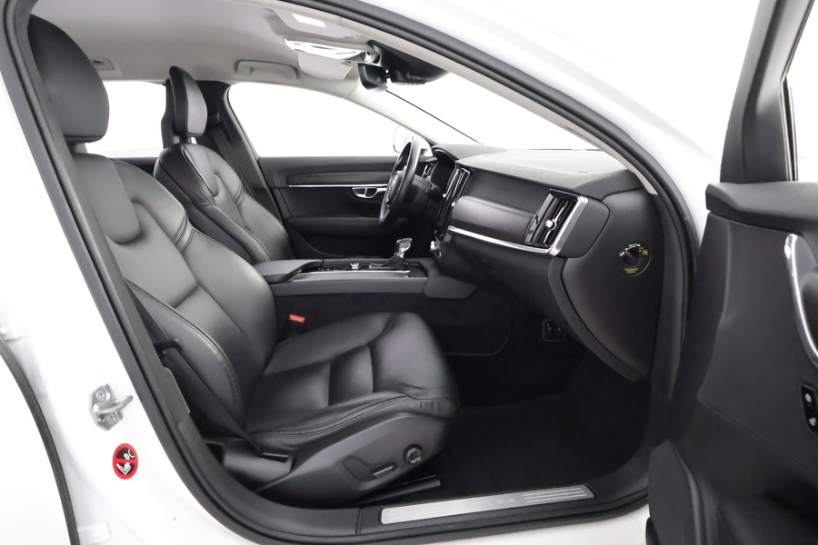 Volvo V90 Cross Country vaihtoauto