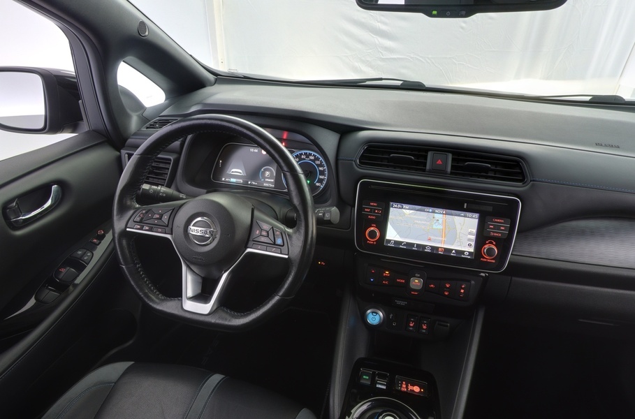 Nissan Leaf vaihtoauto