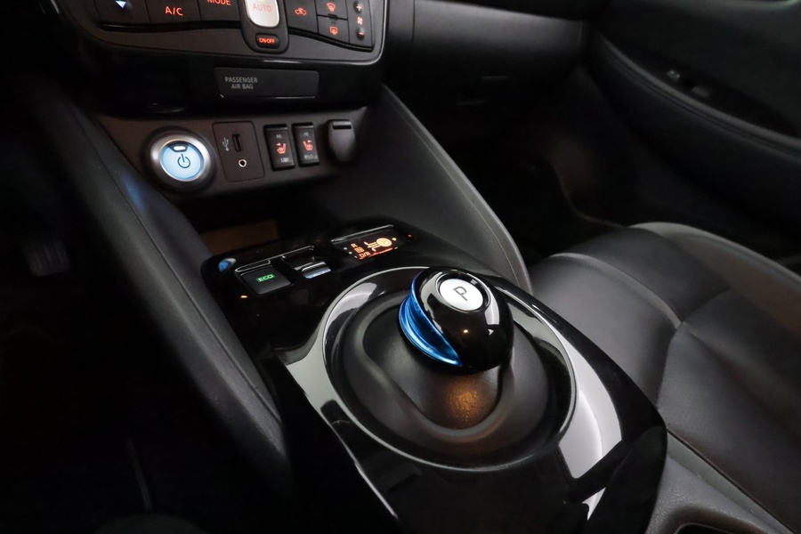 Nissan Leaf vaihtoauto