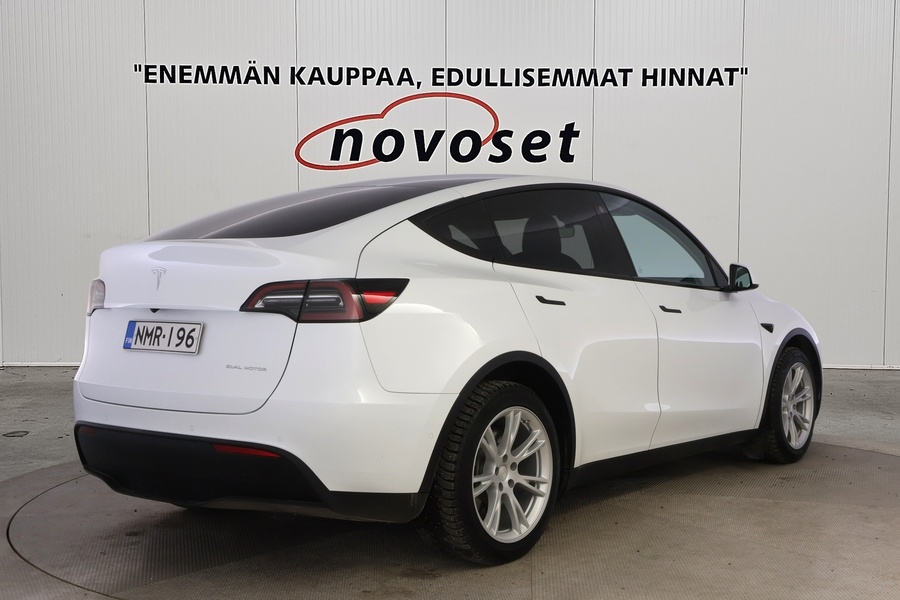 Tesla Model Y vaihtoauto