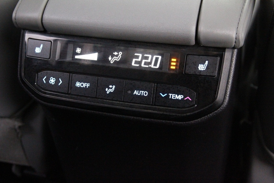 Toyota Land Cruiser vaihtoauto